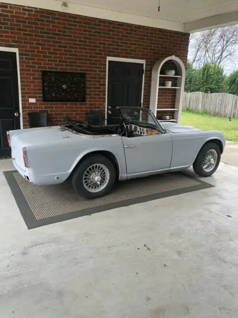 1961 triumph tr4 wire wheels - rare 1st year production car - numbers matching