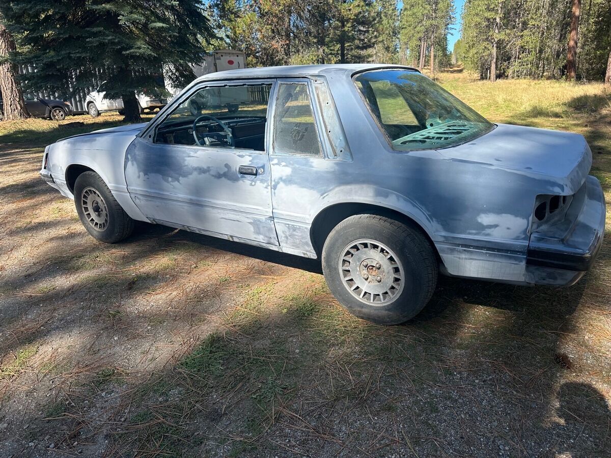 1979 ford mustang sedan blue rwd automatic ghia