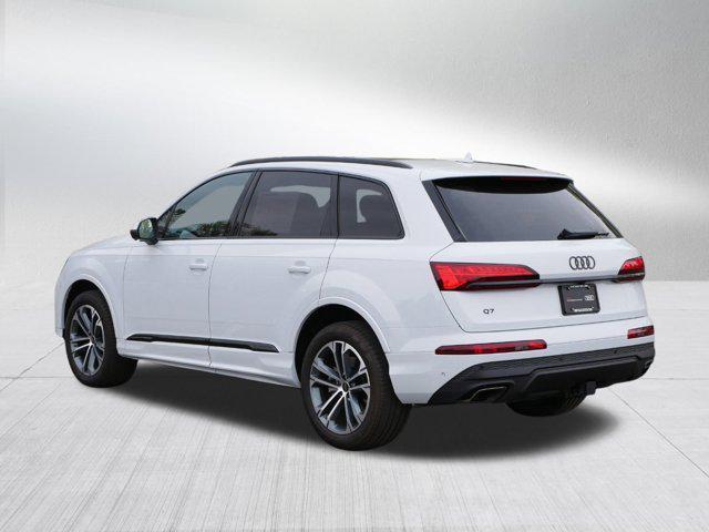 2025 audi q7 45 premium plus