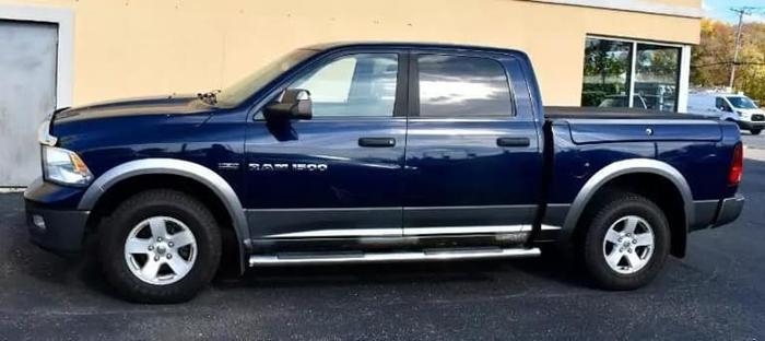 2012 ram 1500 crew cab in crestwood, illinois