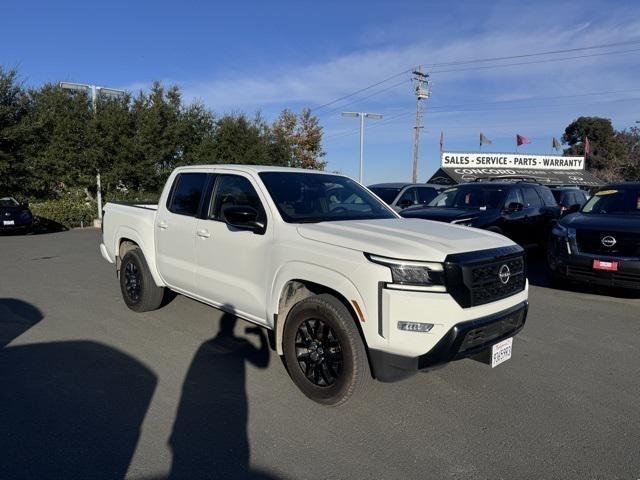 2023 nissan frontier sv