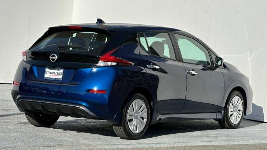 2025 Nissan Leaf