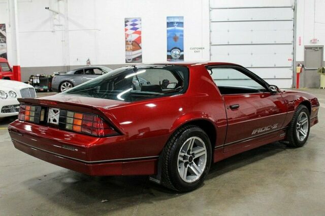 1987 chevrolet camaro iroc z/28 47626 miles maroon 5.7 liter v8 automatic