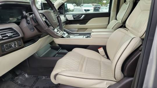 2022 Lincoln Navigator