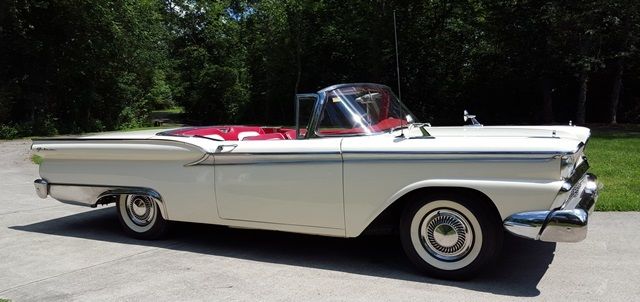 1959 ford galaxie skyliner - retractable hardtop - rare!