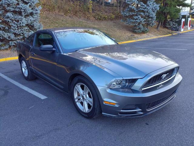 2014 ford mustang v6
