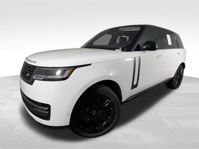 2022 land rover range rover p530 se