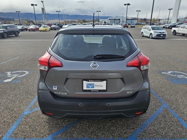 2020 nissan kicks sv