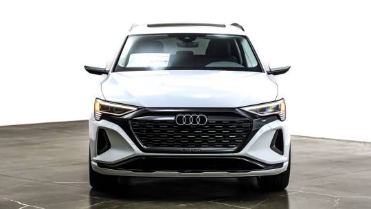 2024 Audi Q8 e-tron
