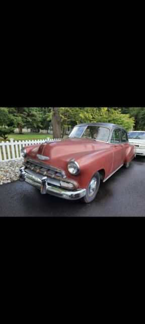 1952 chevrolet styleline deluxe sedan red rwd automatic deluxe