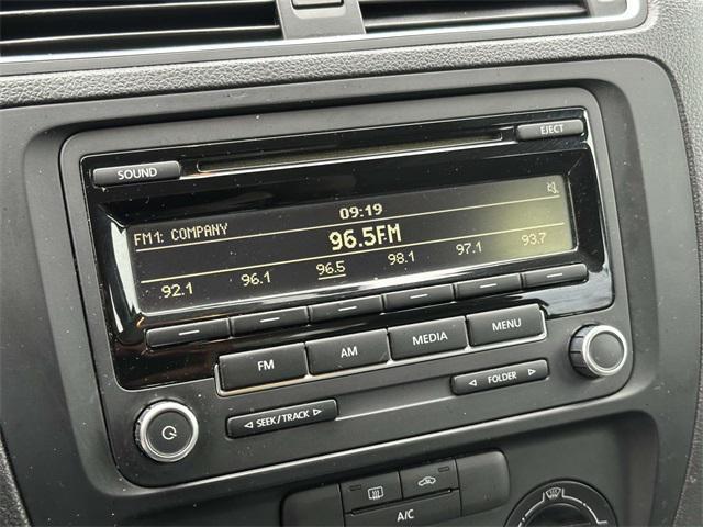 2014 volkswagen jetta auto s