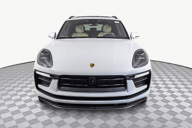 2023 porsche macan base