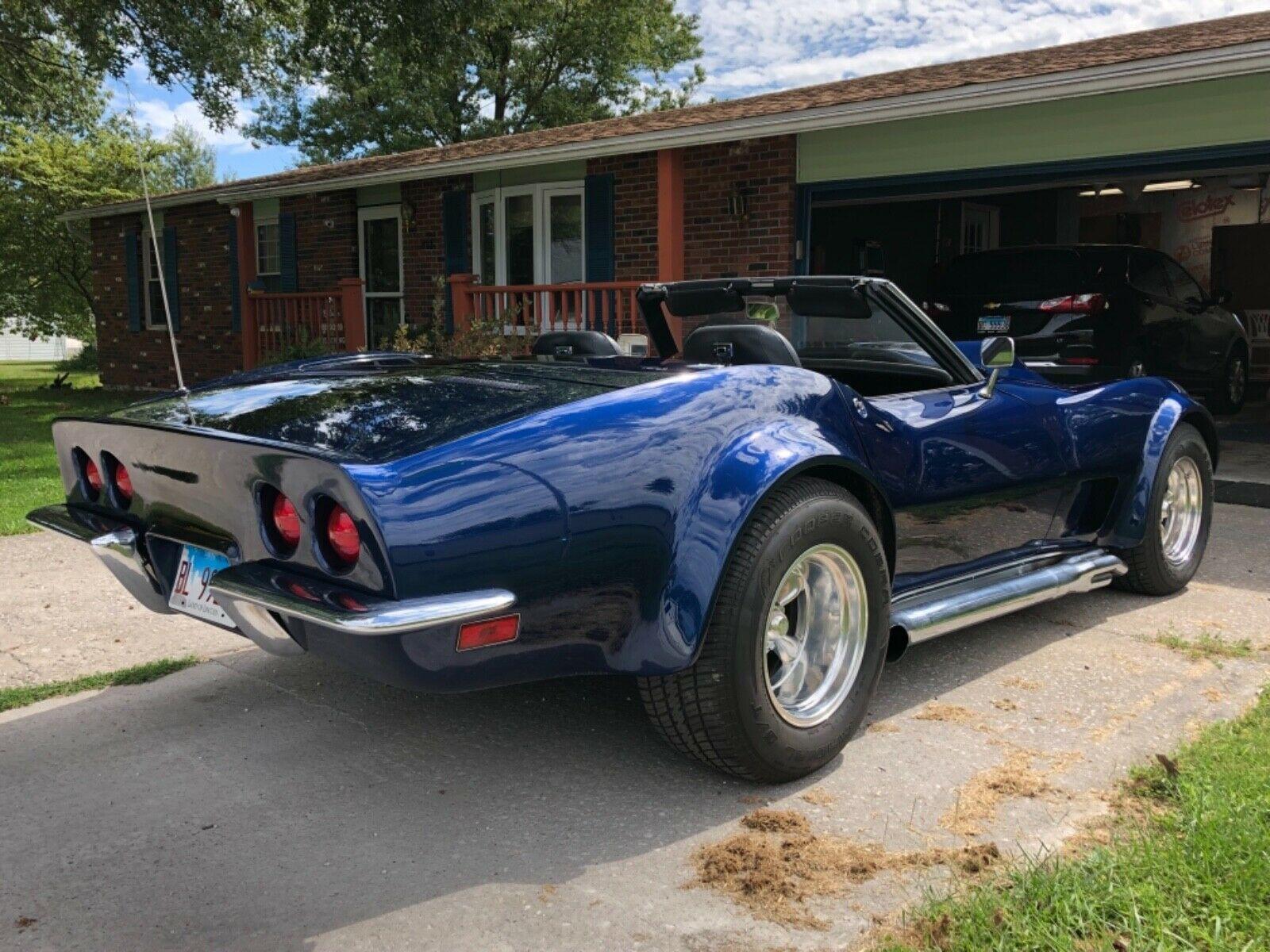 1968 chevrolet corvette roadster convertible