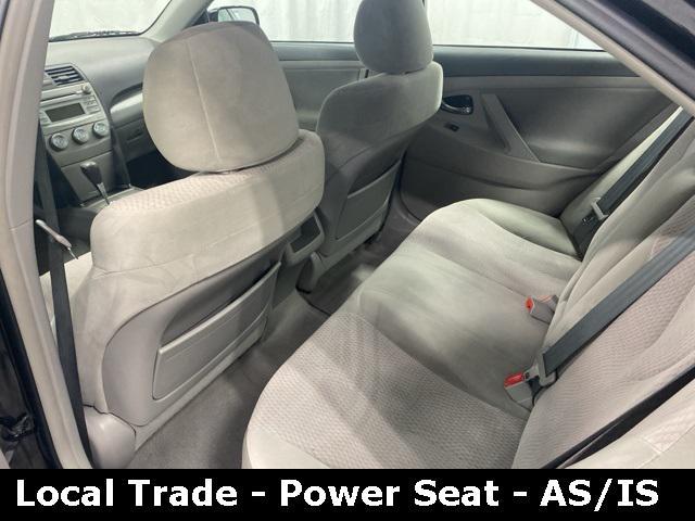 2010 toyota camry le