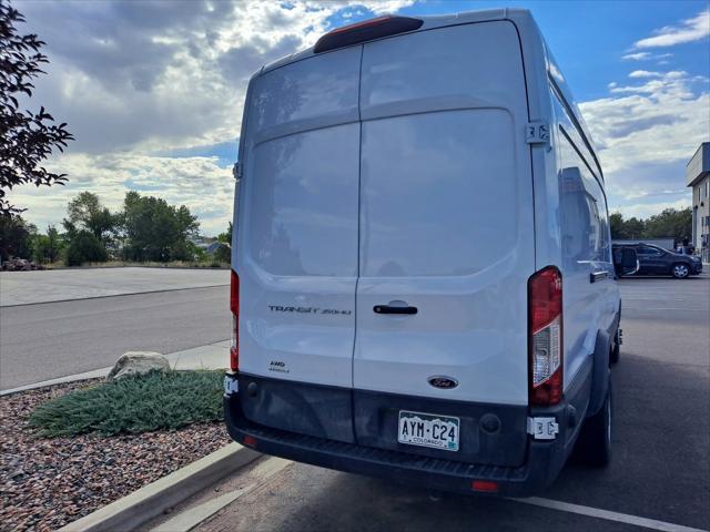 2022 ford transit-350 base