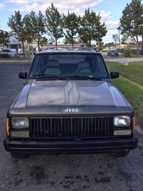 1990 jeep cherokee sport xj 2 door 5 speed 4.0l 6 cyl 118k low miles no reserve