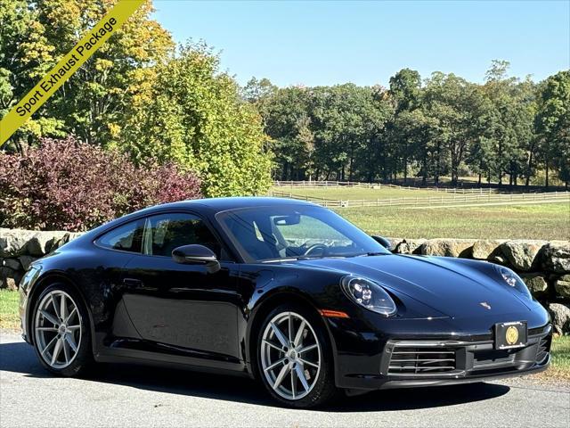 2021 porsche 911 carrera