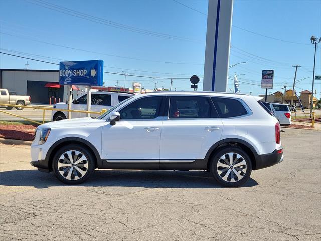 2022 kia telluride s