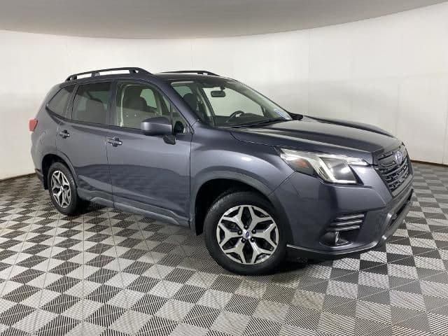 2022 subaru forester premium in hamburg, new york
