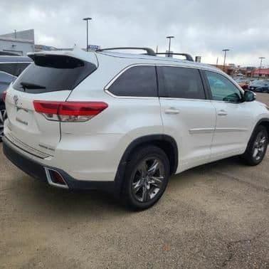 2017 toyota highlander limited platinum in bar nunn, wyoming
