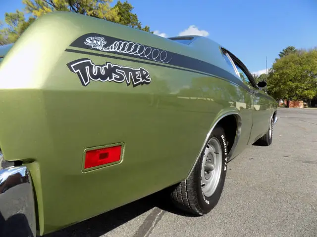 1971 plymouth duster twister,38k original miles.100% rust free west coast car