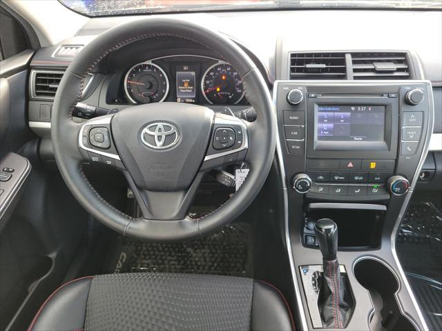 2015 toyota camry se