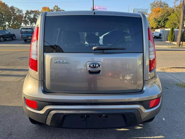 2012 kia soul +