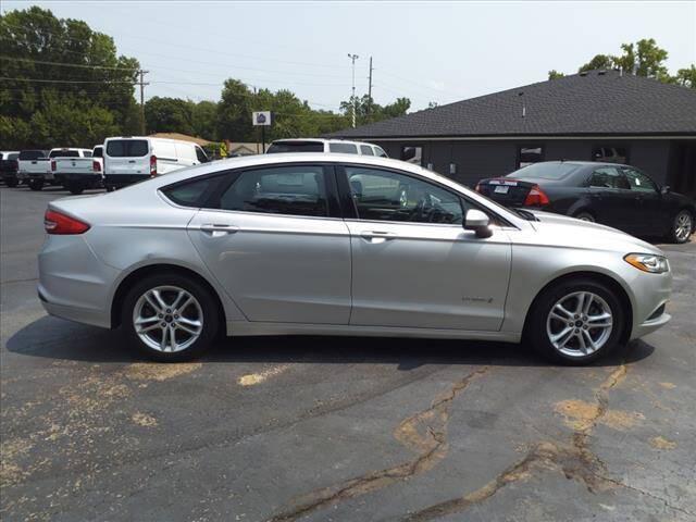 2018 ford fusion hybrid se