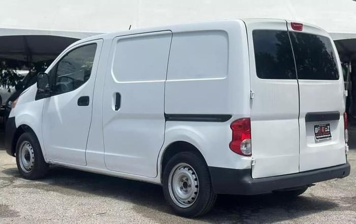 2017 nissan nv200 s van 4d in dallas, texas