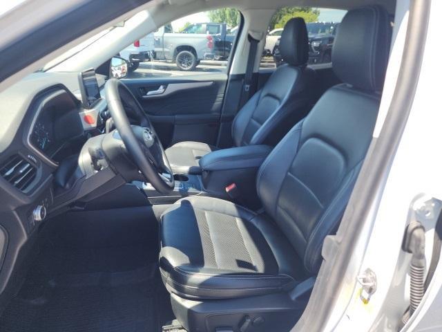 2022 ford escape sel