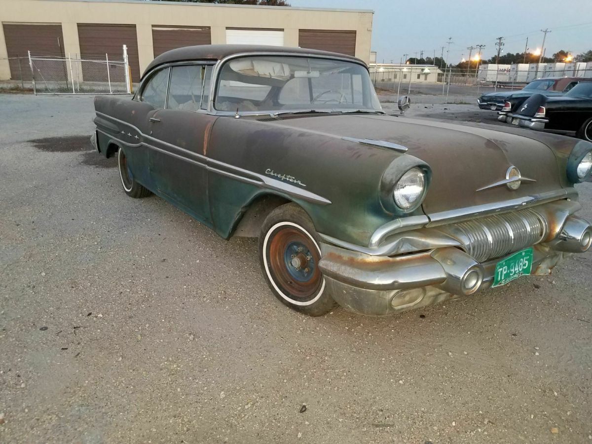 1957 pontiac chieftain 2 door hardtop