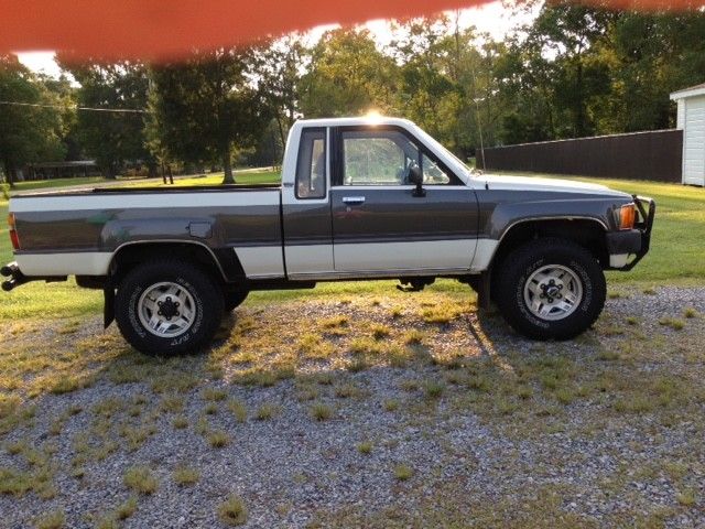 1984 toyota tacoma extra cab 4x4