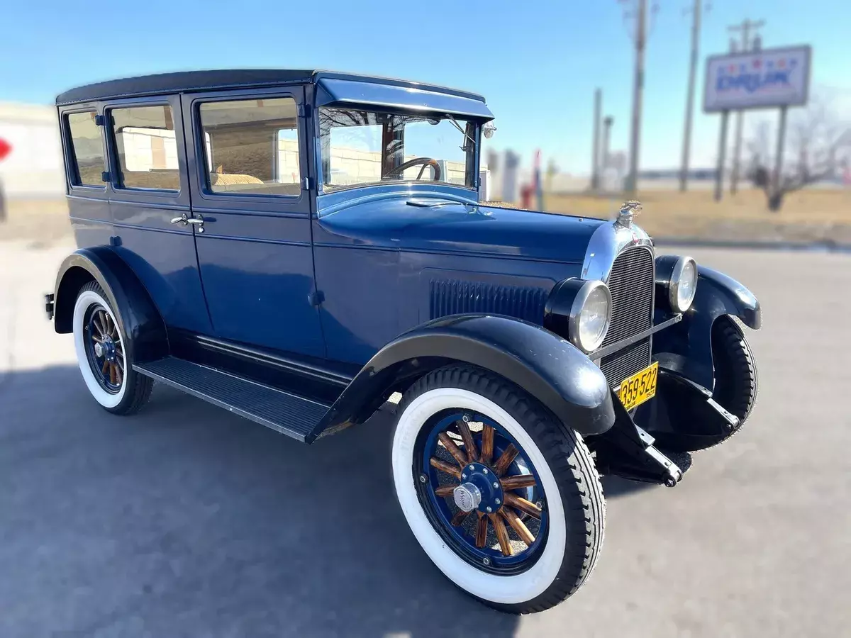 1927 willys overland whippet sedan