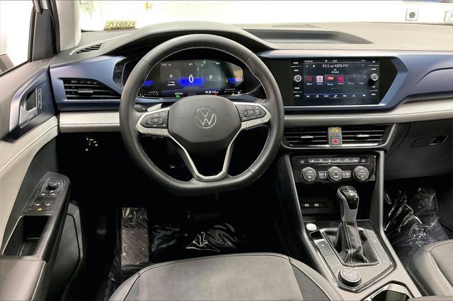 2024 volkswagen taos 1.5t se