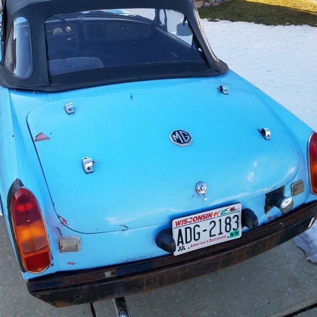 1979 mgb in good shape...1.8 engine, 2-door convertable 4-speed manual