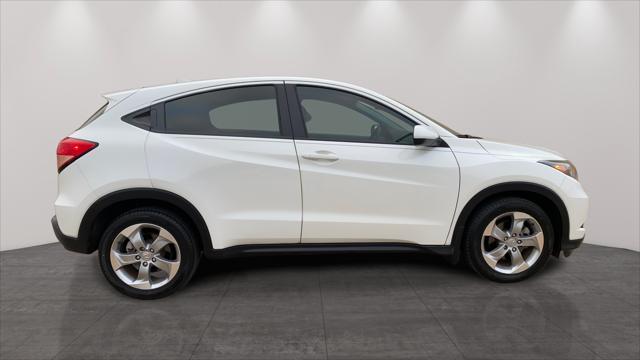 2017 honda hr-v lx
