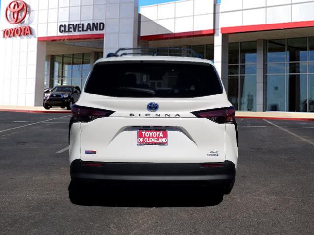 2021 toyota sienna xle 8 passenger