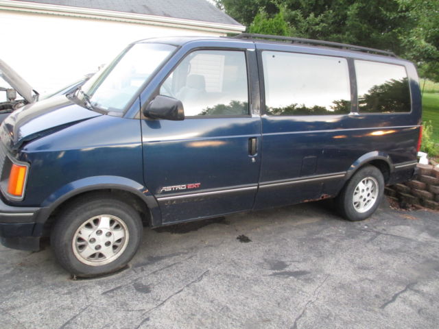1992 chevrolet astro lt standard passenger van 3-door 4.3l
