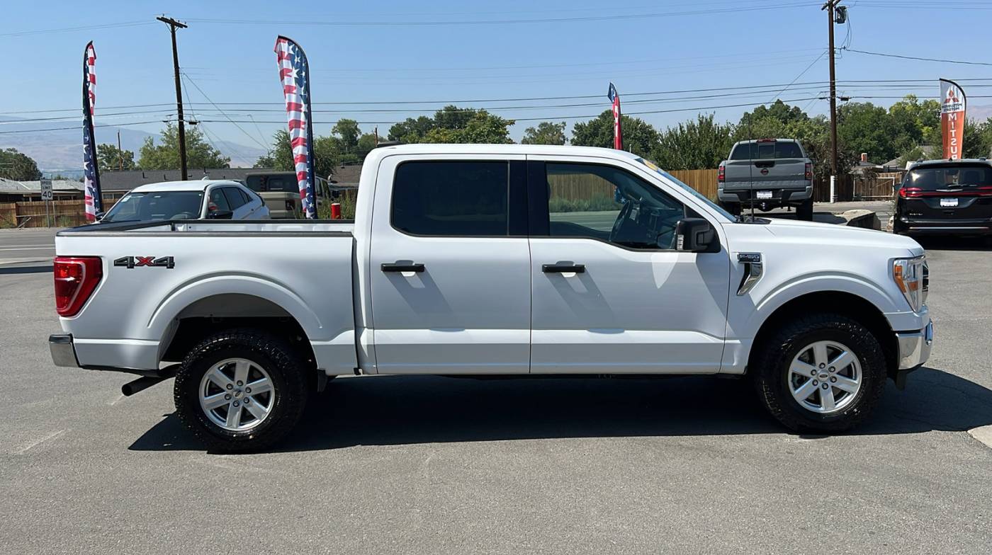 2021 ford f-150 xlt
