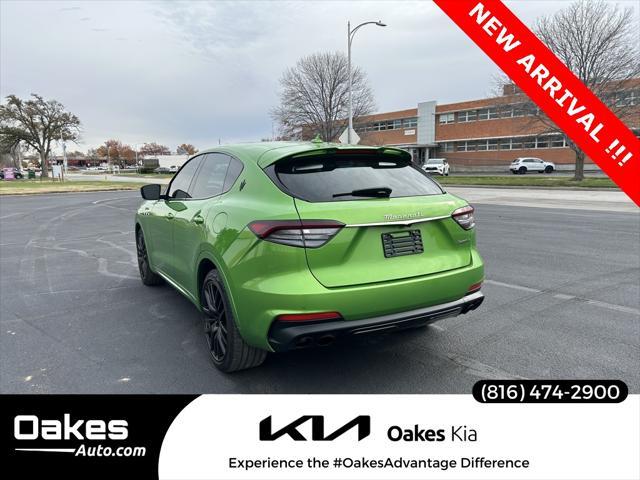 2023 maserati levante modena