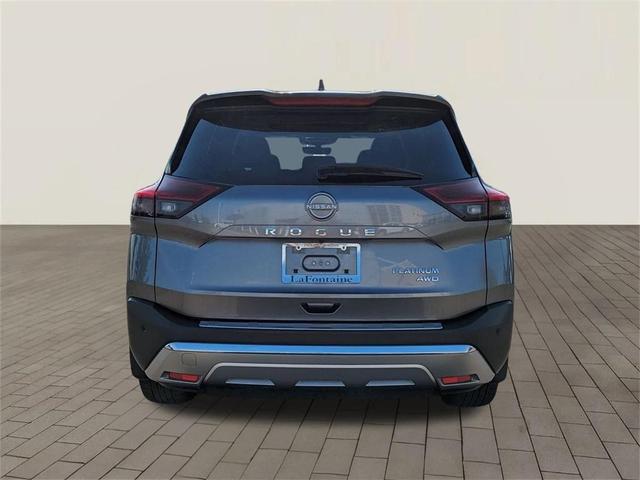 2022 nissan rogue platinum