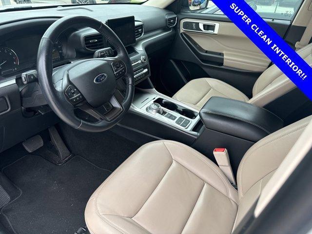 2020 ford explorer xlt