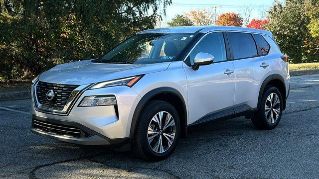 2022 nissan rogue sv