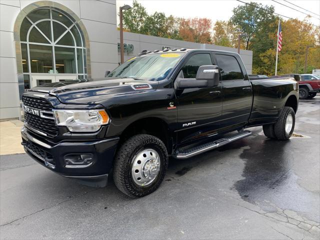 2023 ram 3500 big horn crew cab 4x4 8 box
