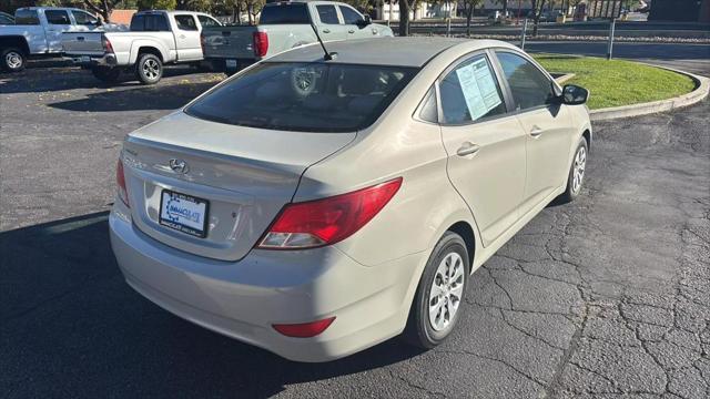 2016 hyundai accent se