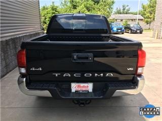 2019 Toyota Tacoma trd off-road