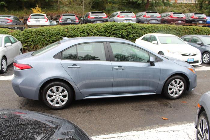 used 2020 toyota corolla le sedan bellevue, wa 98006 for sale in bellevue, washington