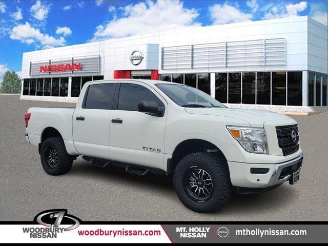 2024 nissan titan sv