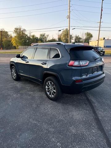 2019 jeep cherokee latitude plus