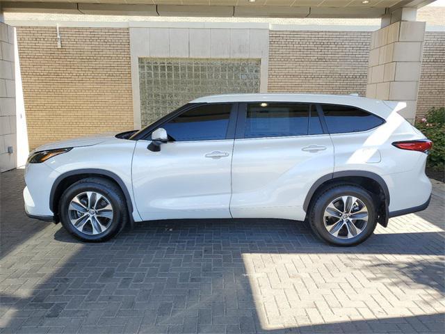 2023 toyota highlander limited